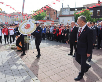 Eyüpsultan'ın dört bir yanında 19 Mayıs coşkusu