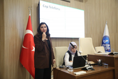 Dijital Dünyada Ebeveyn, Çocuk ve Genç Olmak Semineri düzenlendi Dijital Dünyada Ebeveyn, Çocuk ve Genç Olmak Semineri düzenlendi