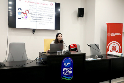 Eyüpsultan Belediyesi'nden Koruyucu Aile Farkındalık Eğitimi programı