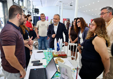 İBB İstihdam Ofisi ve ESİM, iş arayan vatandaşlara umut olmaya devam ediyor