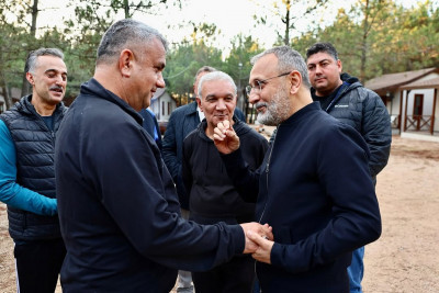 Başkan Özmen, Çiftalan Gençlik Kampı'nda muhtarlarla bir araya geldi