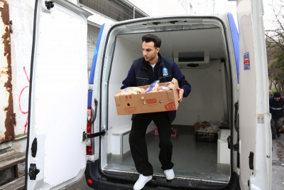 Eyüpsultan Belediyesi'nden Onurlu ve Güvenli Sosyal Yardım Modeli: Gıda Bankası