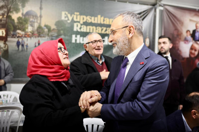 Başkan Özmen, Eyüpsultan'da Gönül Sofrasında Vatandaşlarla Buluştu