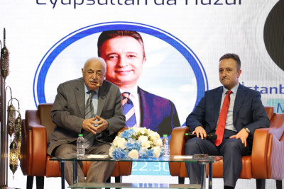 Eyüpsultan'da “Mutlu Aile” Sohbeti: “Aile Varsa Her Şey Var”