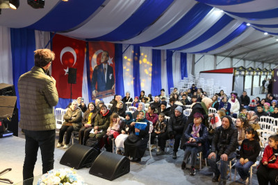 Eyüpsultan'da Şiir Akşamları'nda Mehmet Ercan'dan duygu dolu Ramazan söyleşisi