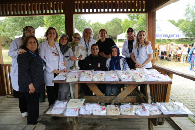 2. Geleneksel ESMEK Örgü Festivali renkli görüntülere sahne oldu