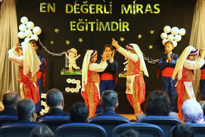 Başkan Özmen, İlköğretim Haftası heyecanını öğrencilerle paylaştı