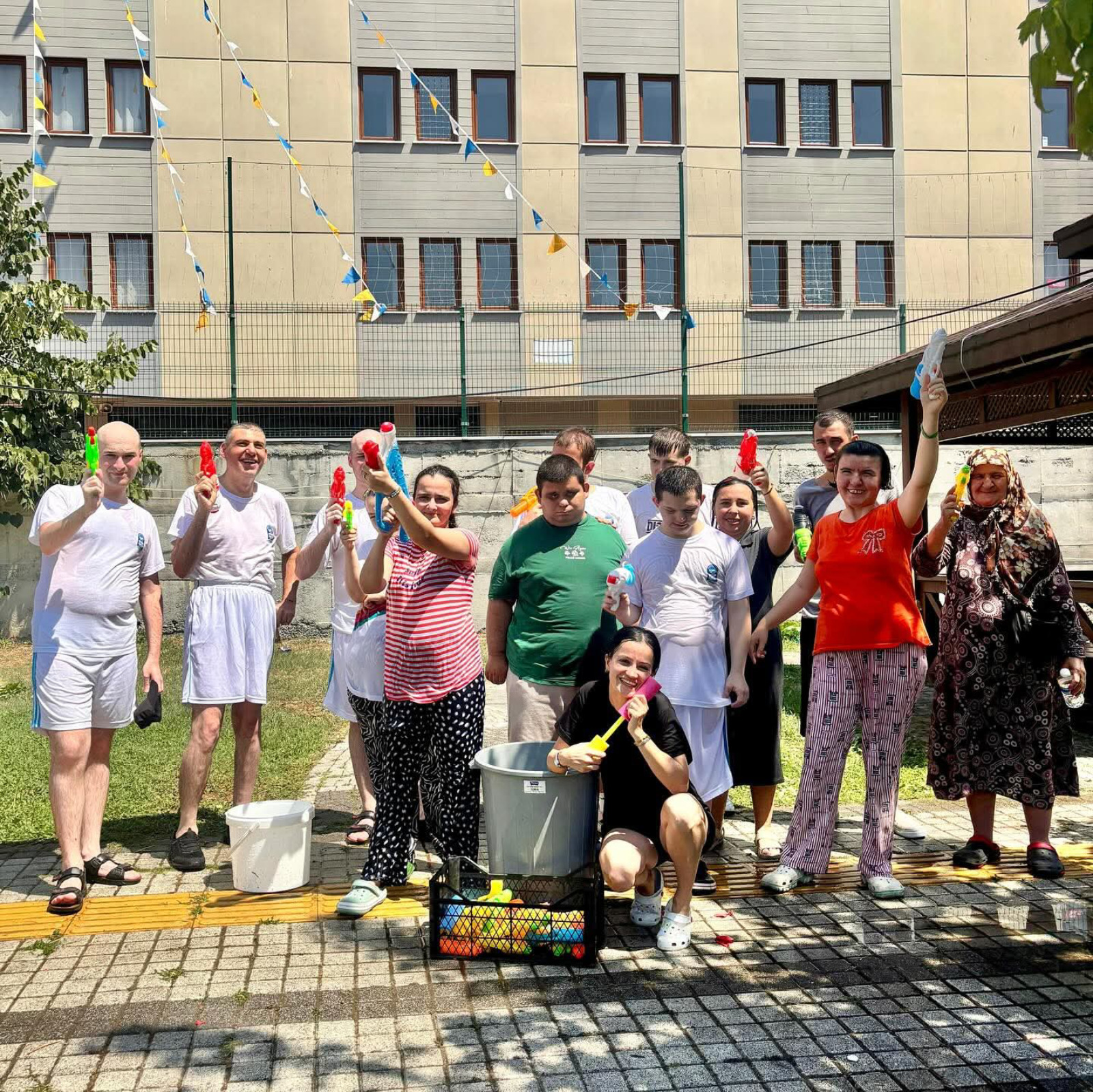 Engelsiz Yaşam Merkezi'nde Su Şenliği coşkusu