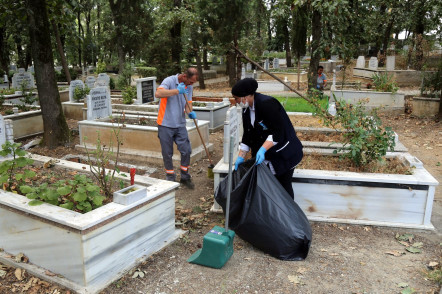 Eyüpsultan'da temizlik çalışmaları aralıksız sürüyor