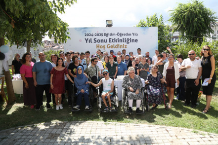 Eyüpsultan'da özel öğrencilerimizin mezuniyet coşkusu