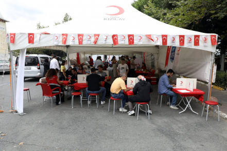 Eyüpsultanlılardan Kan Bağışı Seferberliği'ne büyük destek