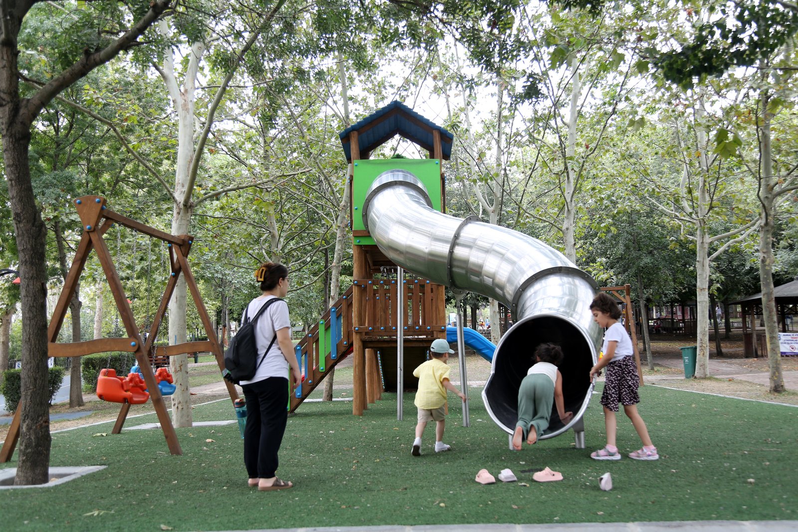 Eyüpsultan'da 3 yeni park daha hizmete açıldı