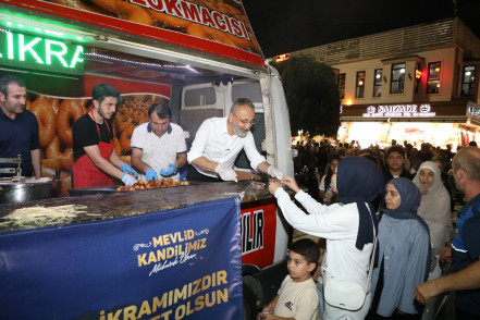 Eyüpsultan'da Mevlid Kandili