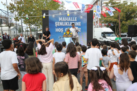 Mahalle şenlikleri coşkuyla devam etti