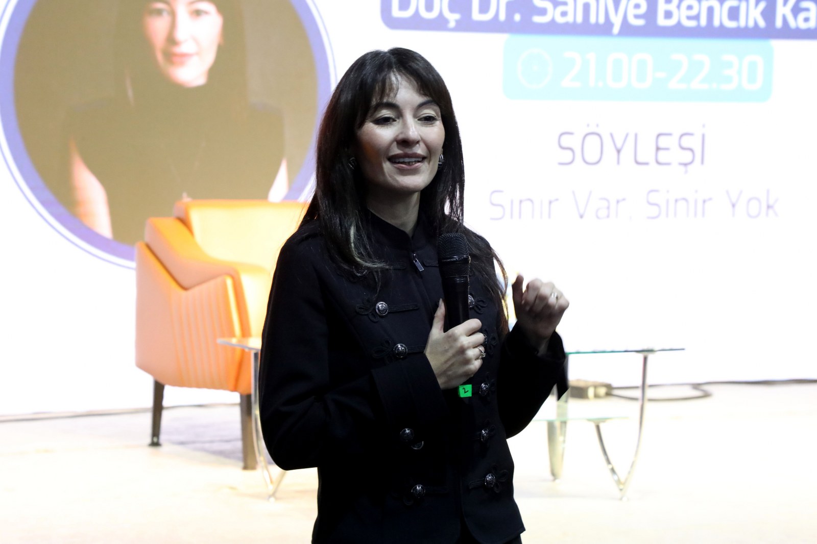 Doç. Dr. Saniye Bencik Kangal "Sınır Var Sinir Yok” dedi