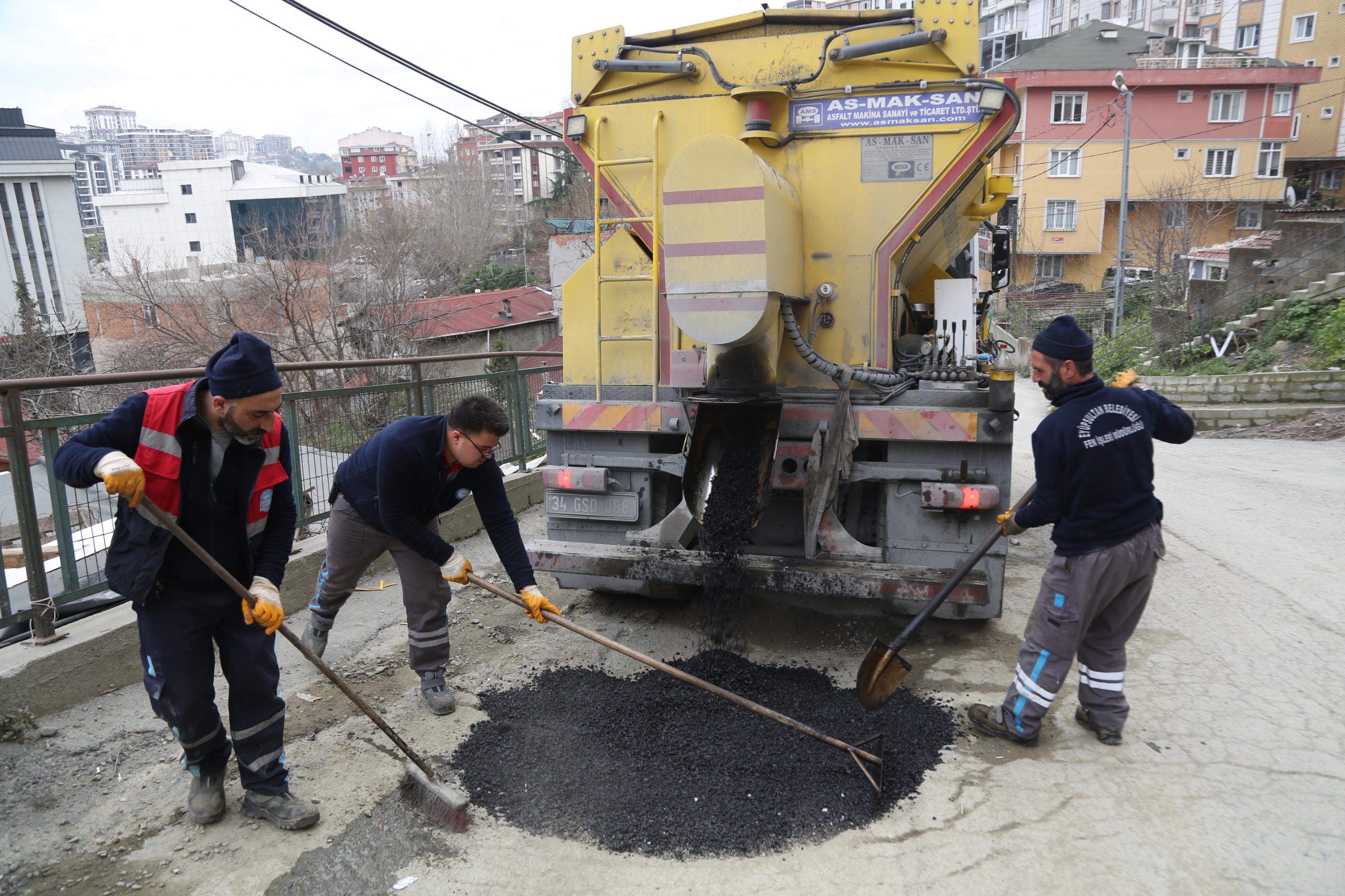 Eyüpsultan'da Fen İşlerinde aralıksız hizmet Eyüpsultan'da Fen İşlerinde aralıksız hizmet