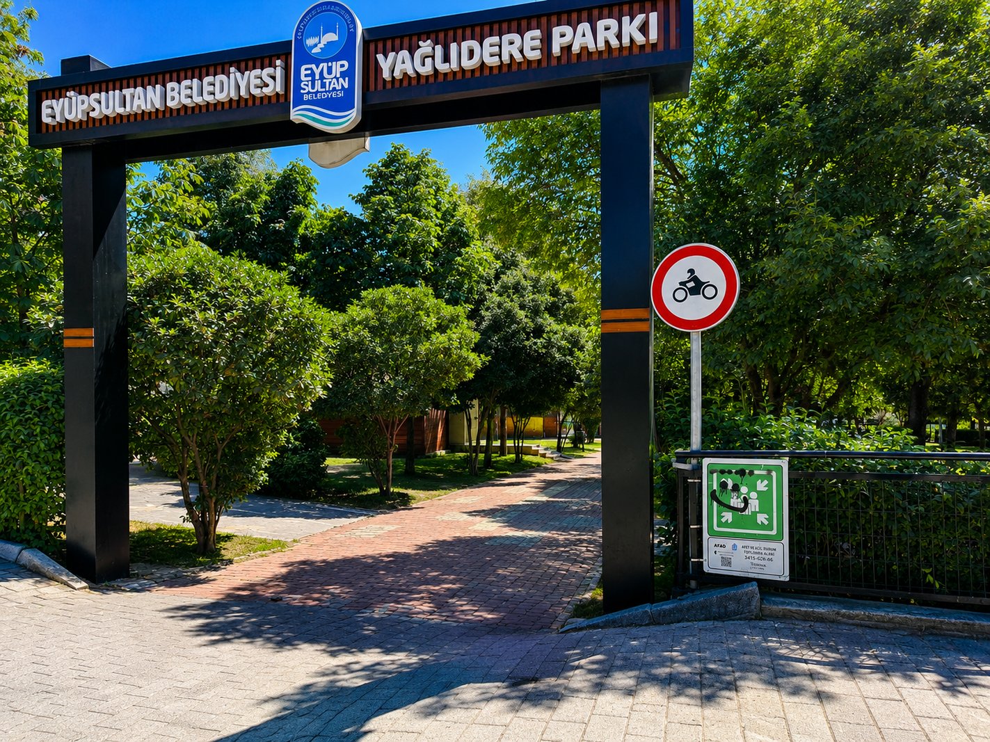 Parklara “Motosiklet Girişi Yasak” levhaları asıldı Parklara “Motosiklet Girişi Yasak” levhaları asıldı